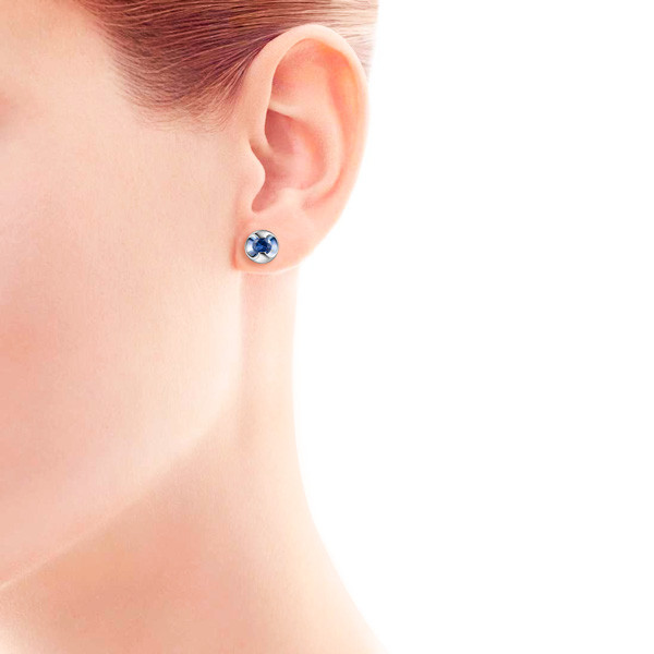 Серьги пусеты из белого золота с сапфирами (047688)