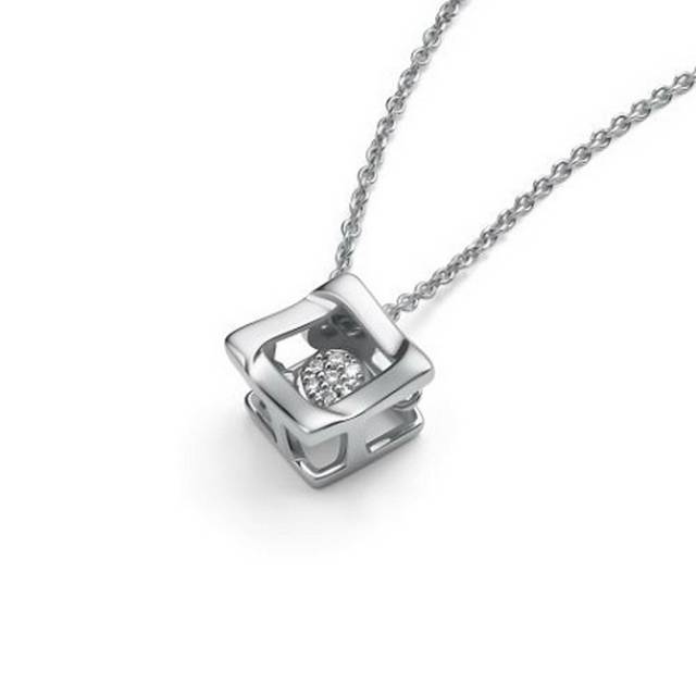 Колье из белого золота с бриллиантами (059482)