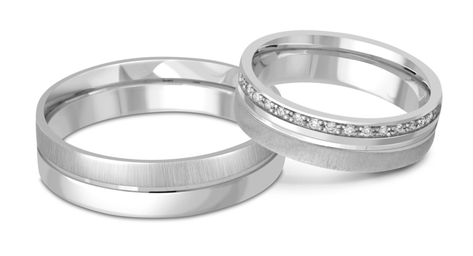 Обручальное кольцо из белого золота с бриллиантами (041783)