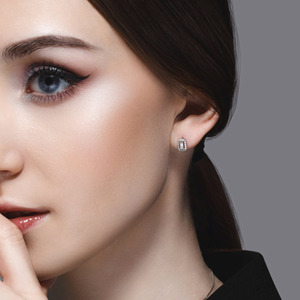 Серьги пусеты из белого золота с бриллиантами (047376)