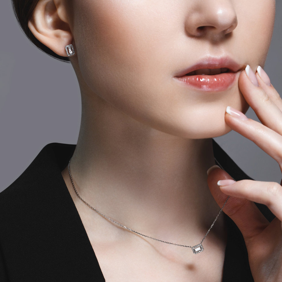 Серьги пусеты из белого золота с бриллиантами (047376)