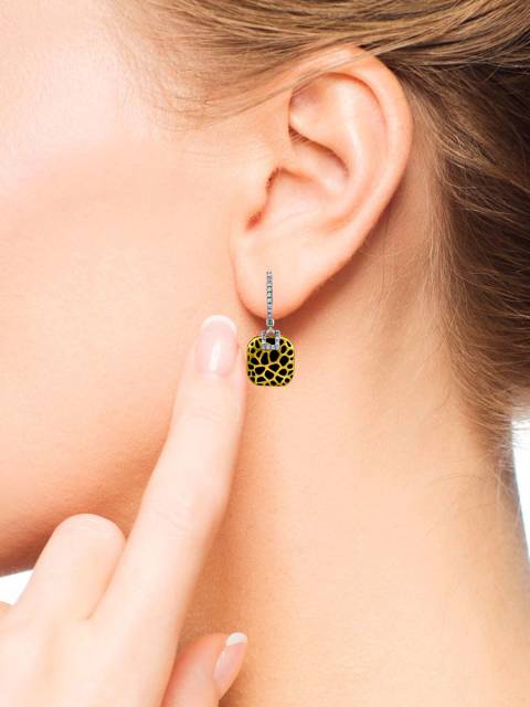 Серьги из комбинированного золота с бриллиантами и ониксом (023562)