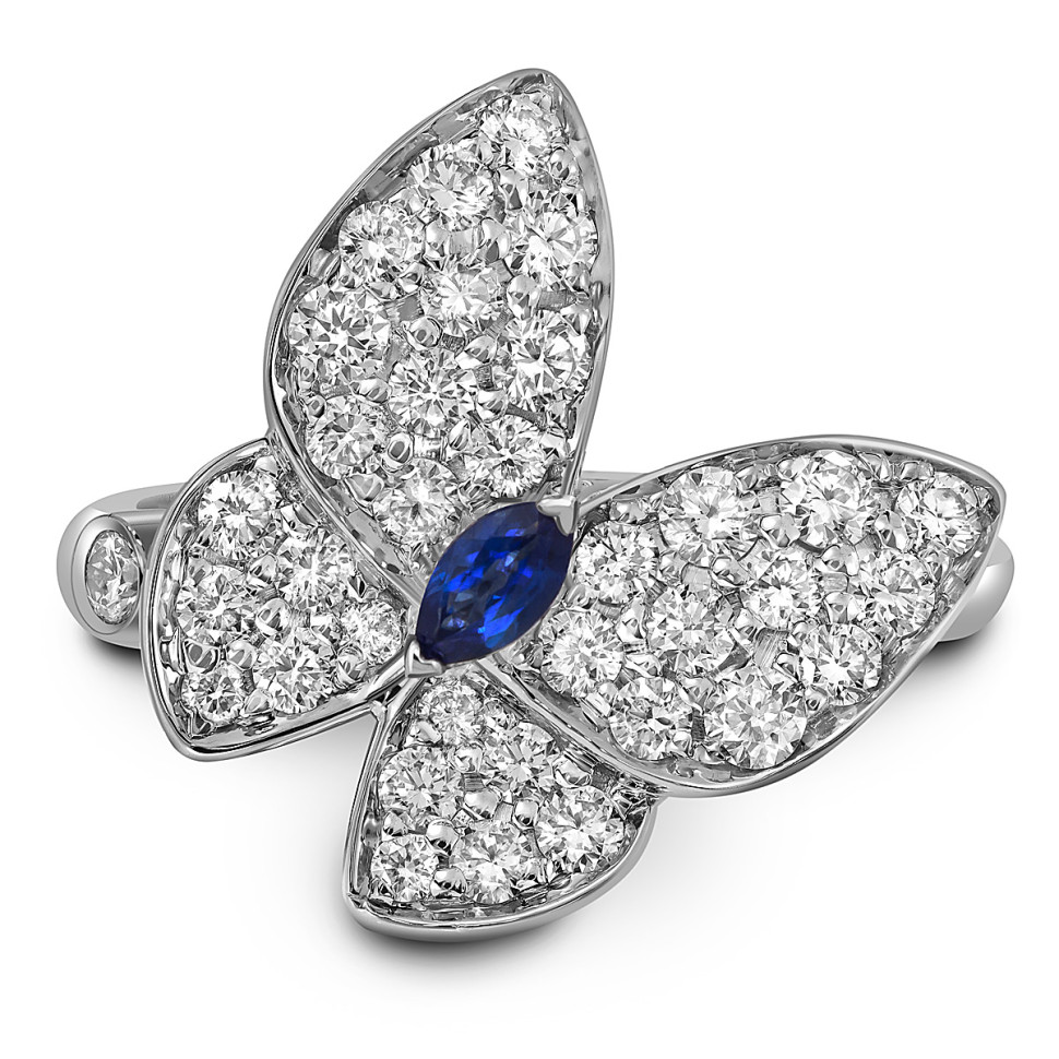 Кольцо из белого золота с бриллиантами и сапфиром 