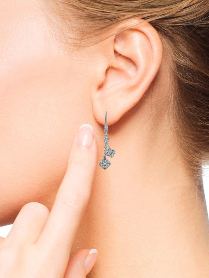 Серьги из белого золота с бриллиантами (059952)