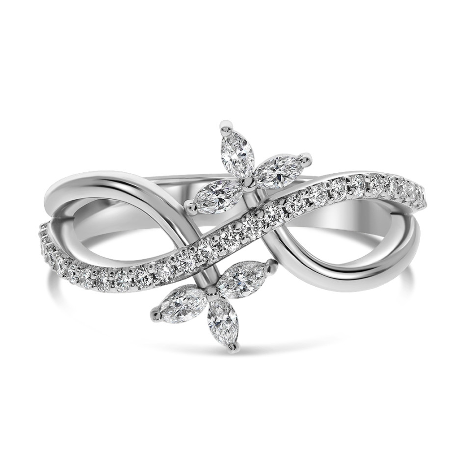 Кольцо из белого золота с бриллиантами (060220)