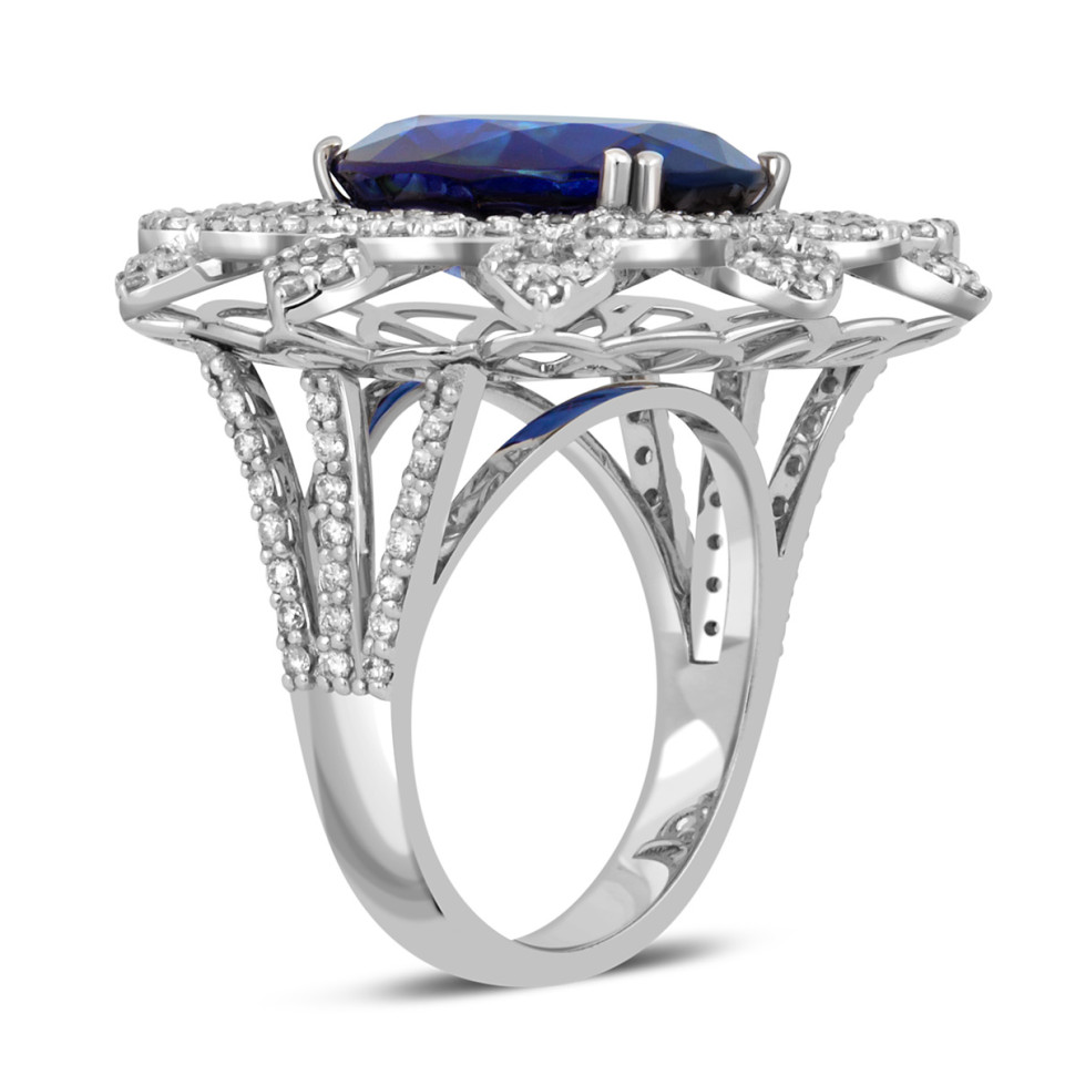 Кольцо из белого золота с бриллиантами и сапфиром (055750)