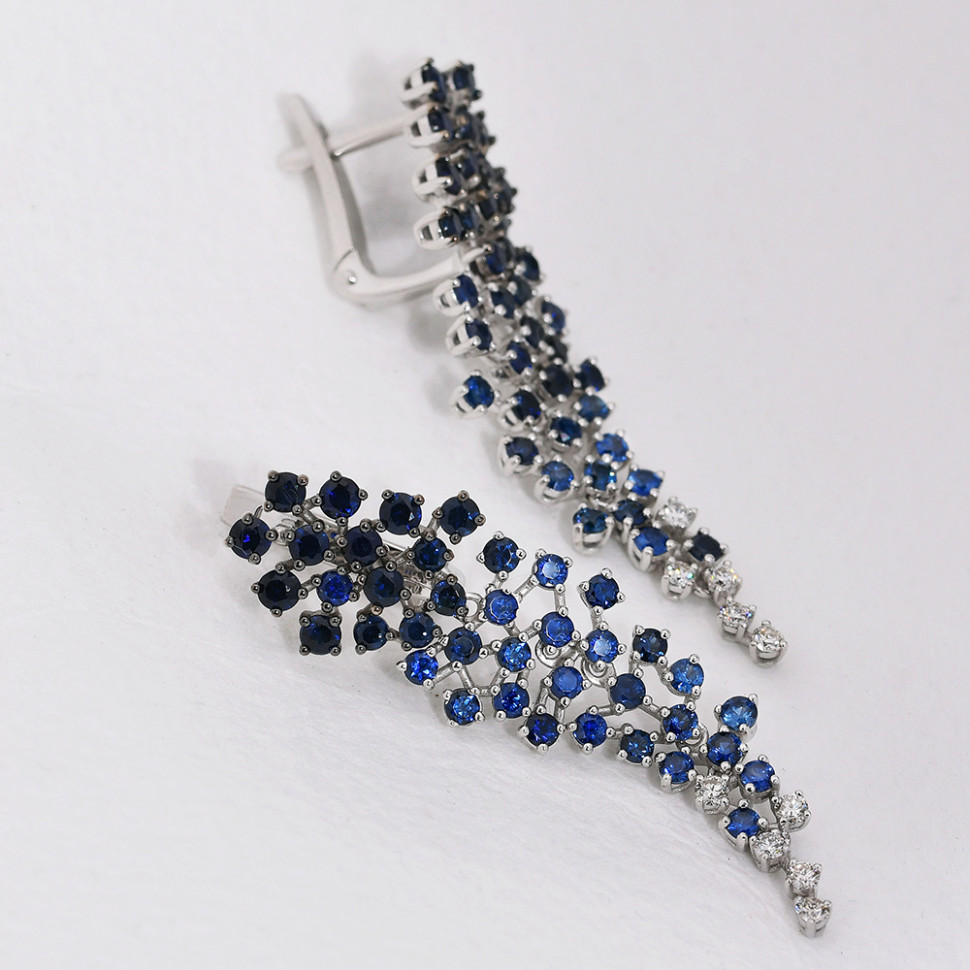 Серьги из белого золота с бриллиантами и сапфирами (054894)